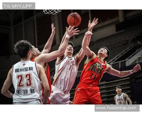 浙江稠州队球迷狂热助威，球队士气大振