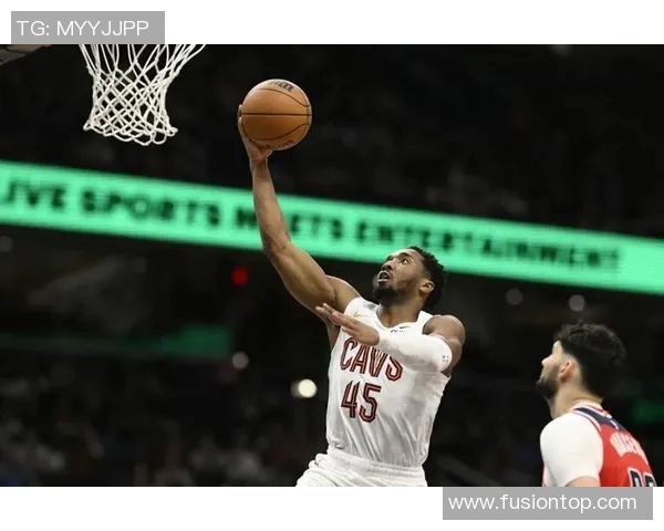 2008年NBA火箭与骑士对决回顾精彩瞬间与球星表现分析